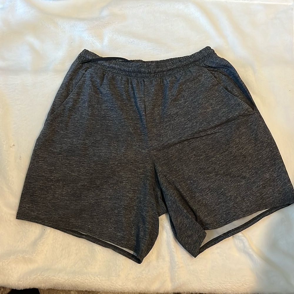 Mens Lululemon shorts 7” inseam